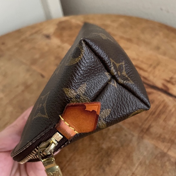 Louis Vuitton Cosmetic Pouch PM Monogram Canvas Travel Pouchette Clutch M47515 - Picture 3 of 12